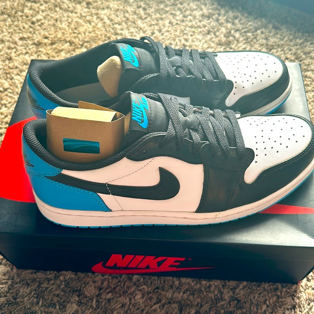 Jordan 1 low men’s size 11